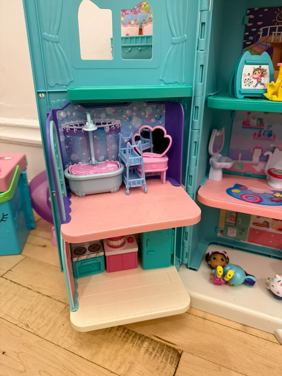 Gabby’s Doll House like new! - photo 3