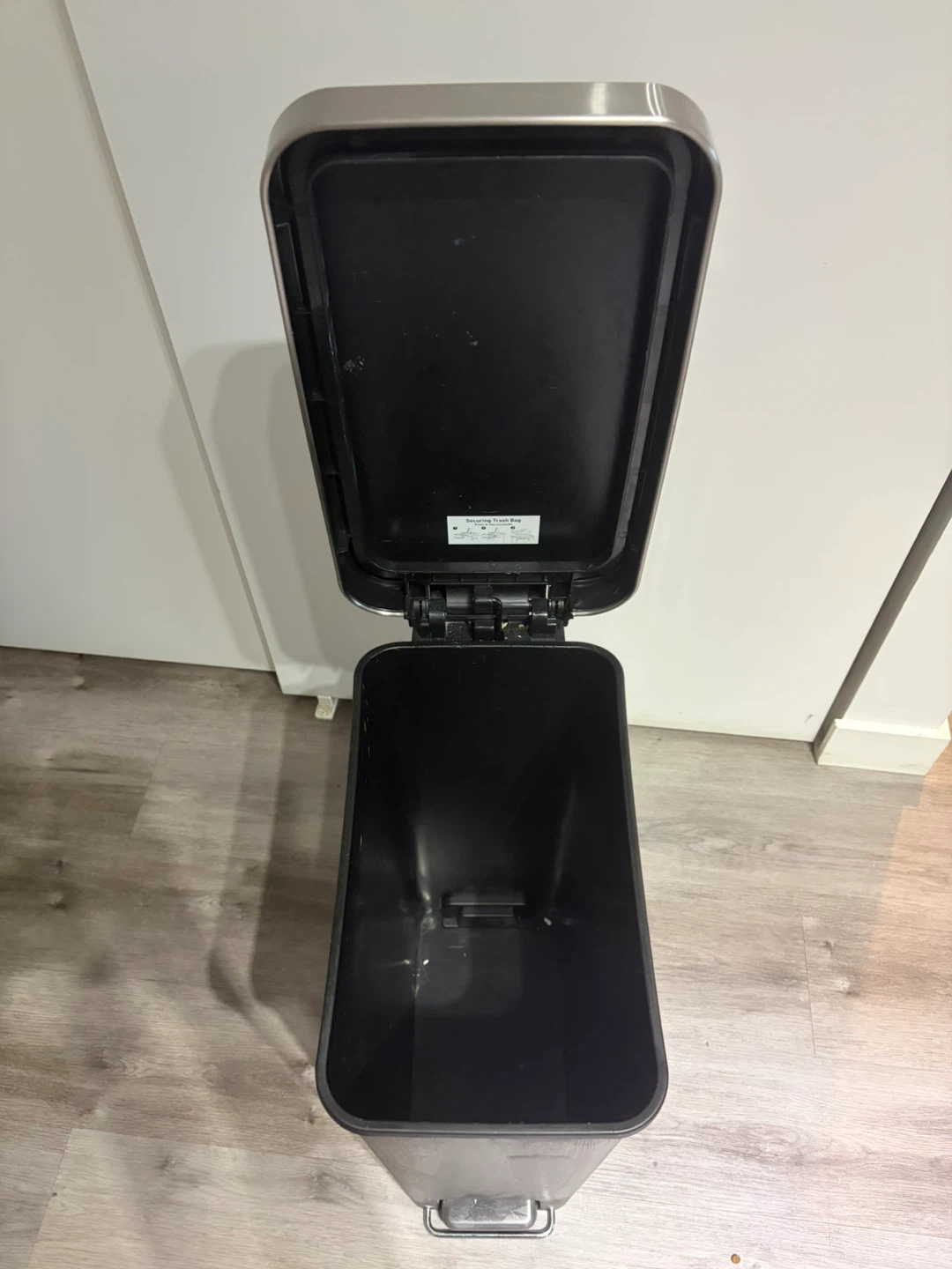 Black Step Trash Can with Stainless Steel Lid - photo 4