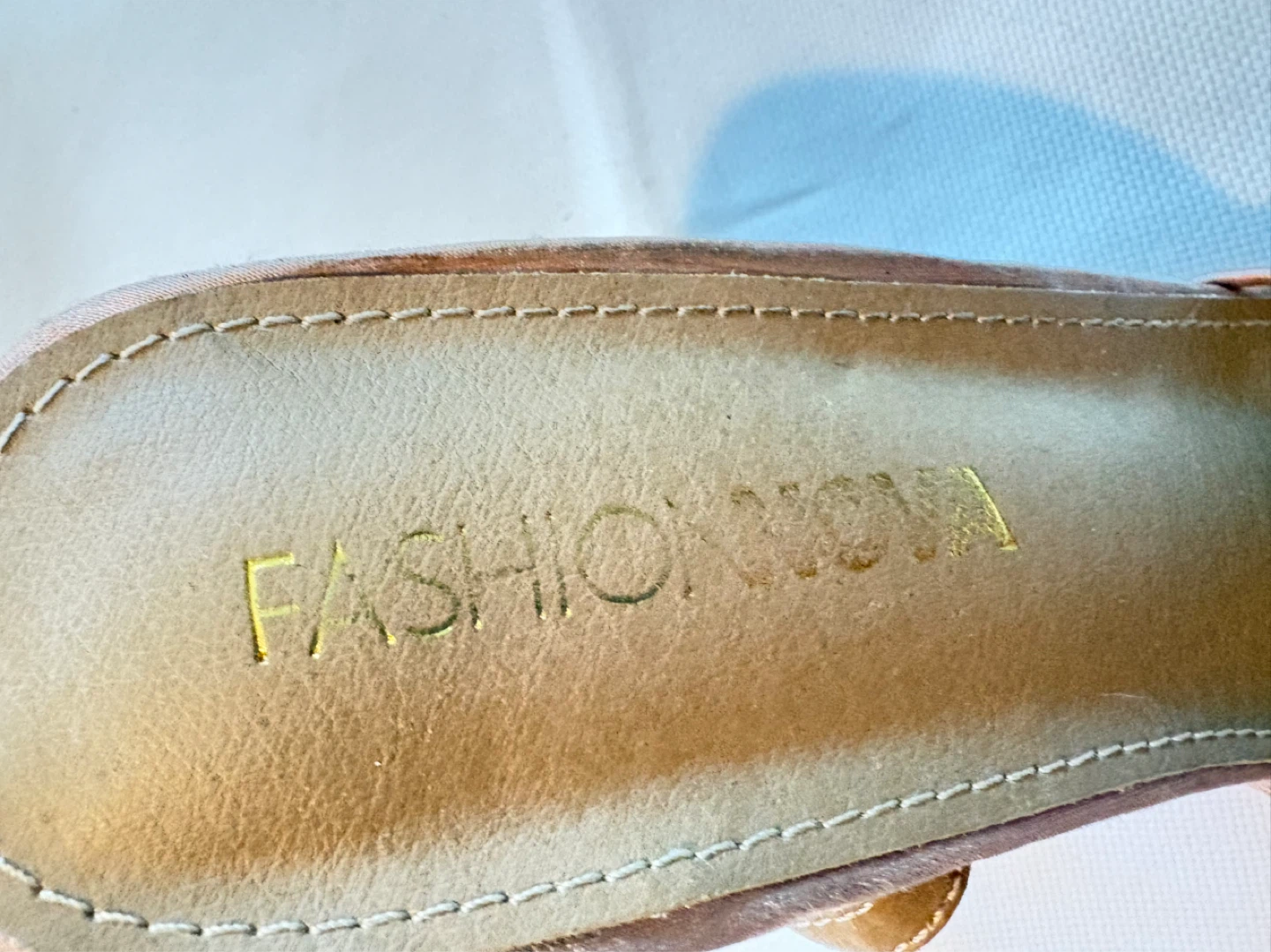 Fashion Nova Cecilia Mules Size 7.5 - photo 4