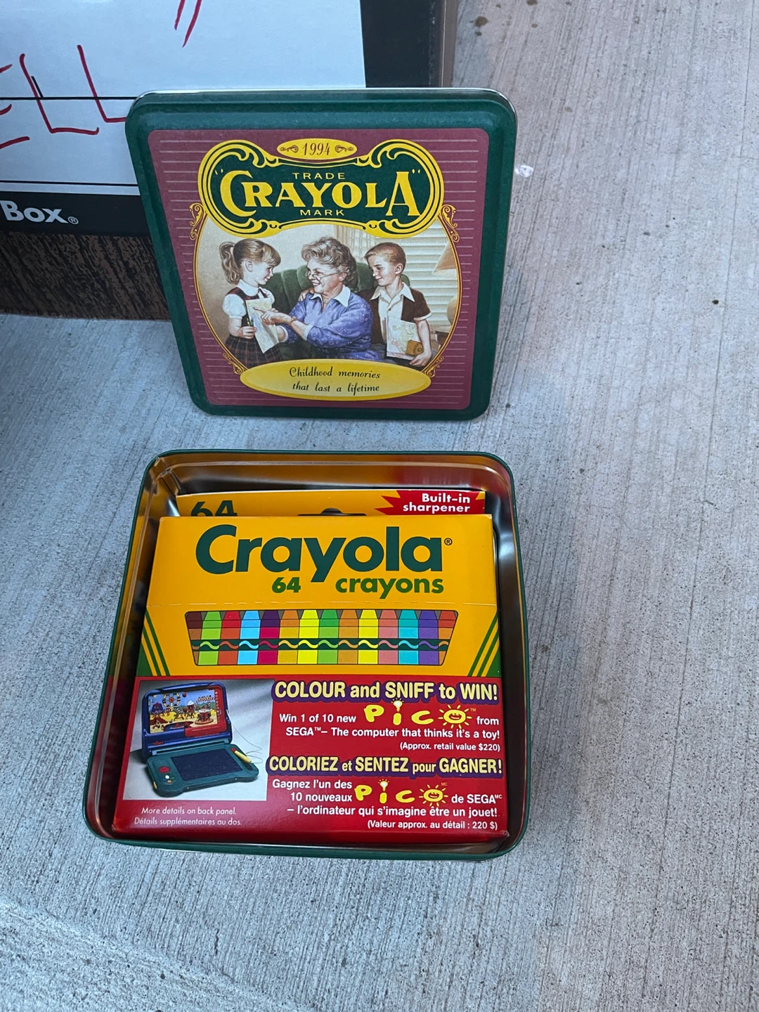 Collectible Crayola tins from the 90s - photo 4