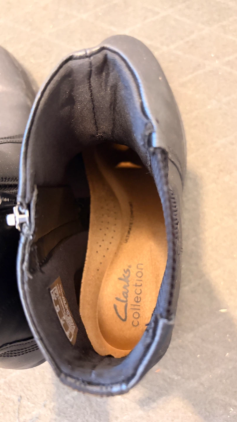 Clarks Collection Black Leather Ankle Boots - photo 4