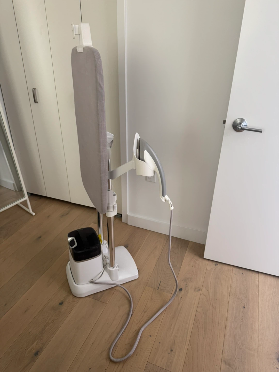 Rowenta IXEO Iron + Steamer + Board All-in-One Like New - photo 2