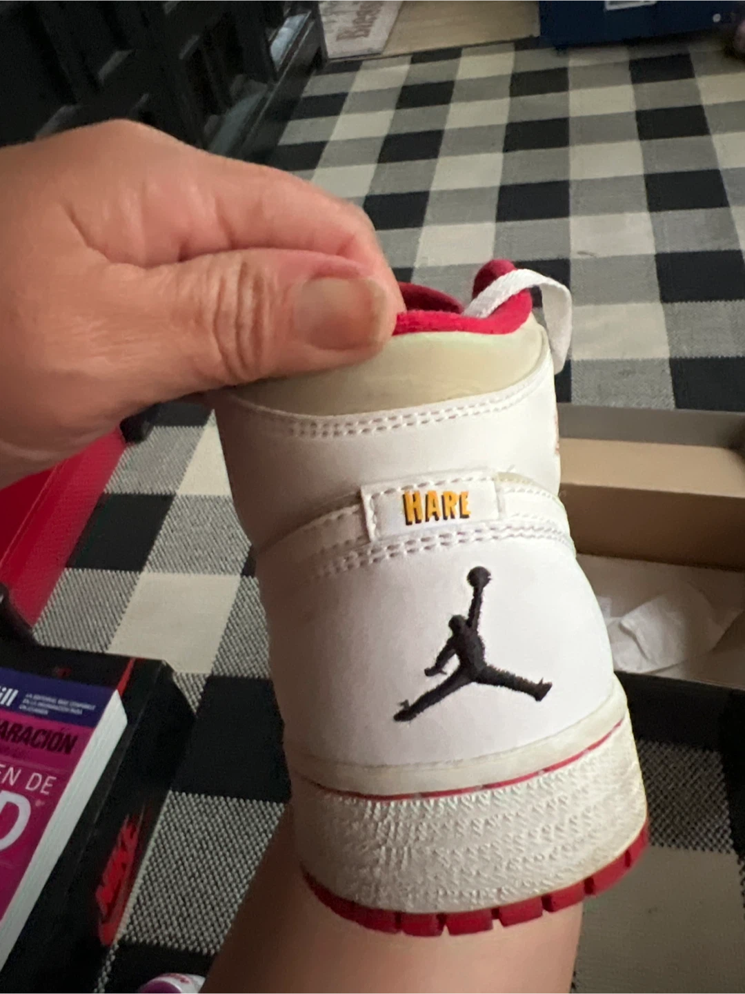 Air Jordan 1 Mid Hare Sneakers - photo 4