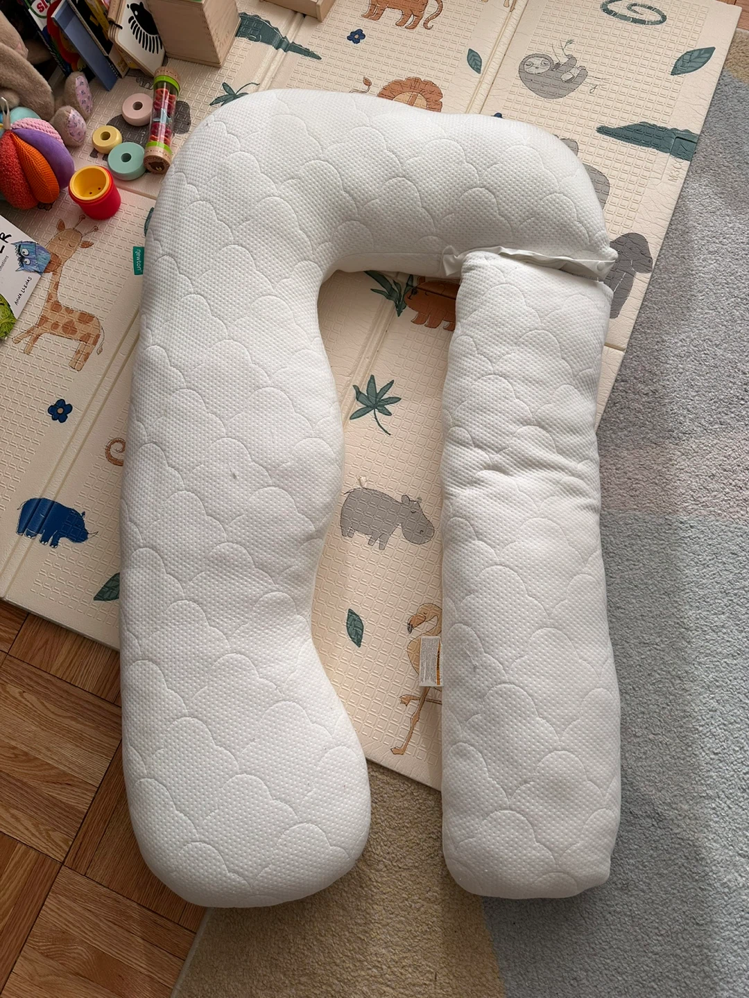 U-shaped pillow, pregnancy wedge pillow, nursing pillow. - photo 3