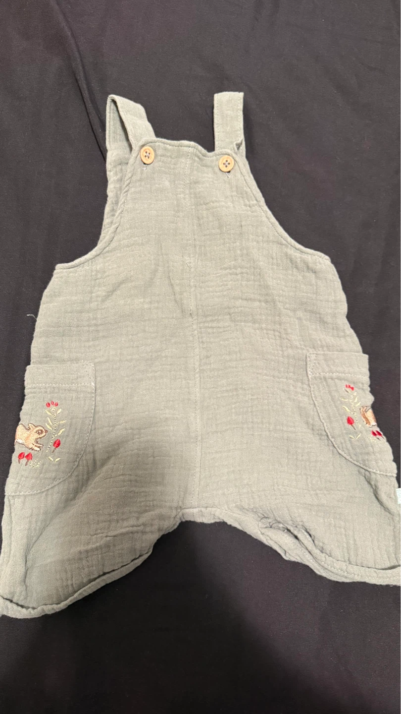 Baby Overalls with Bunny Embroidery ⚽