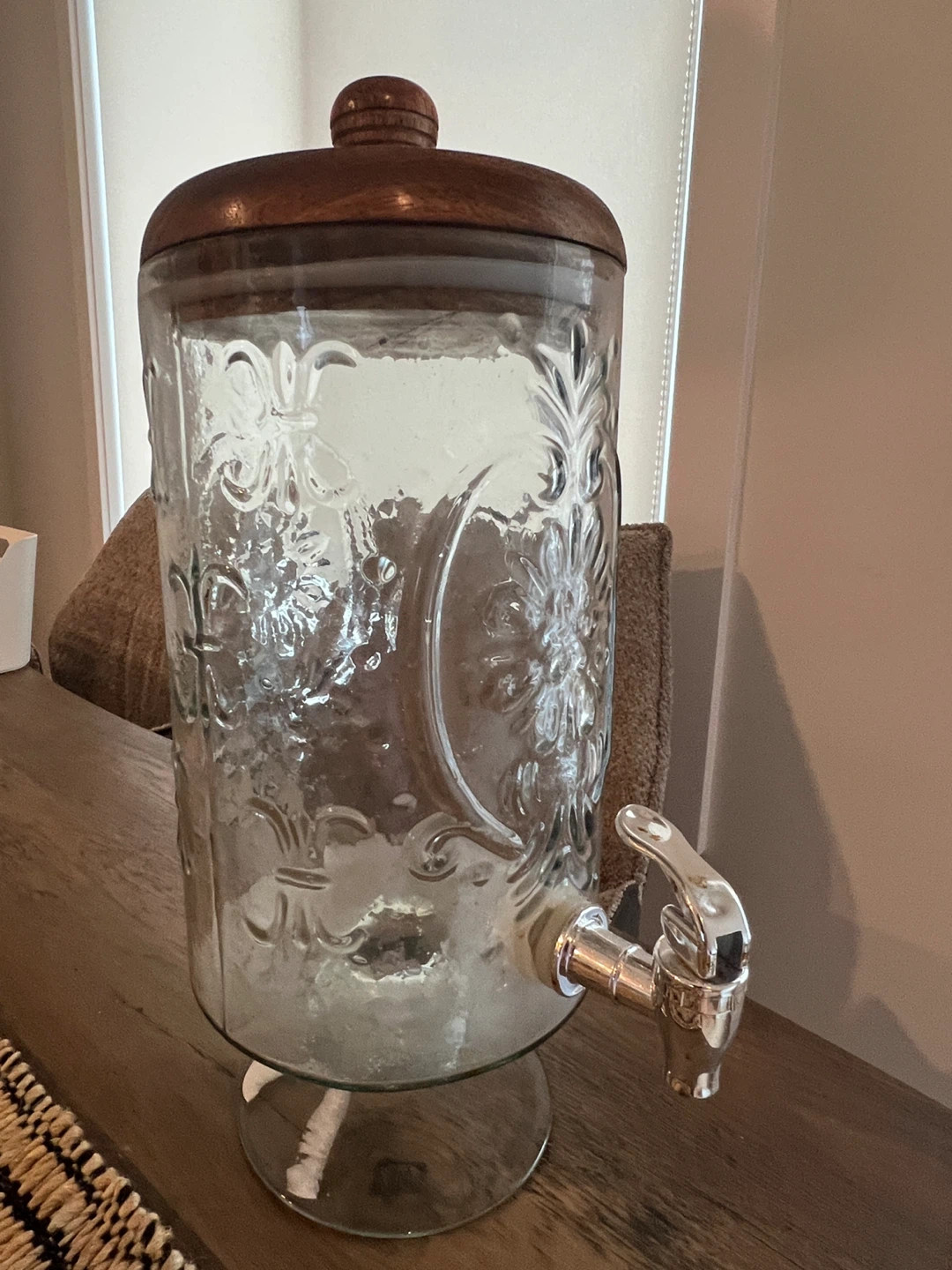 Glass Beverage Dispenser with Wood Lid