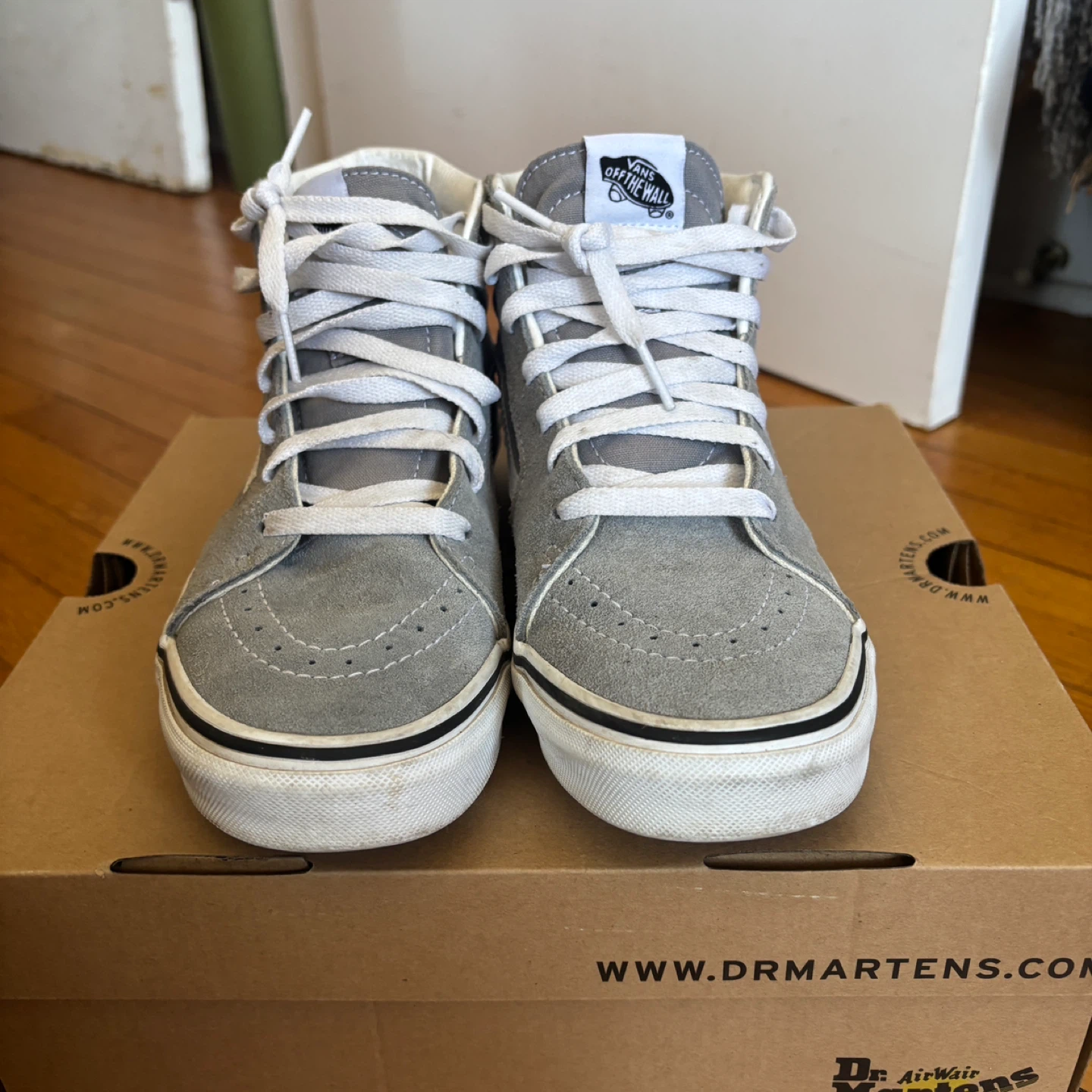 Vans high tops 6.5M 8W - photo 2