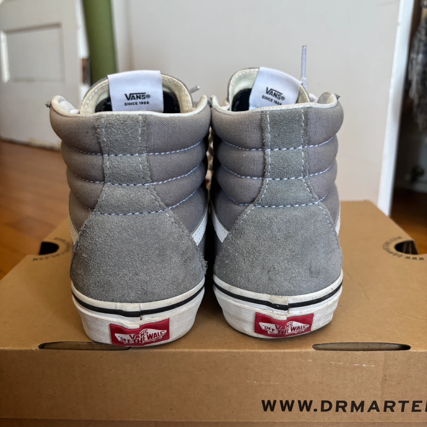 Vans high tops 6.5M 8W - photo 3