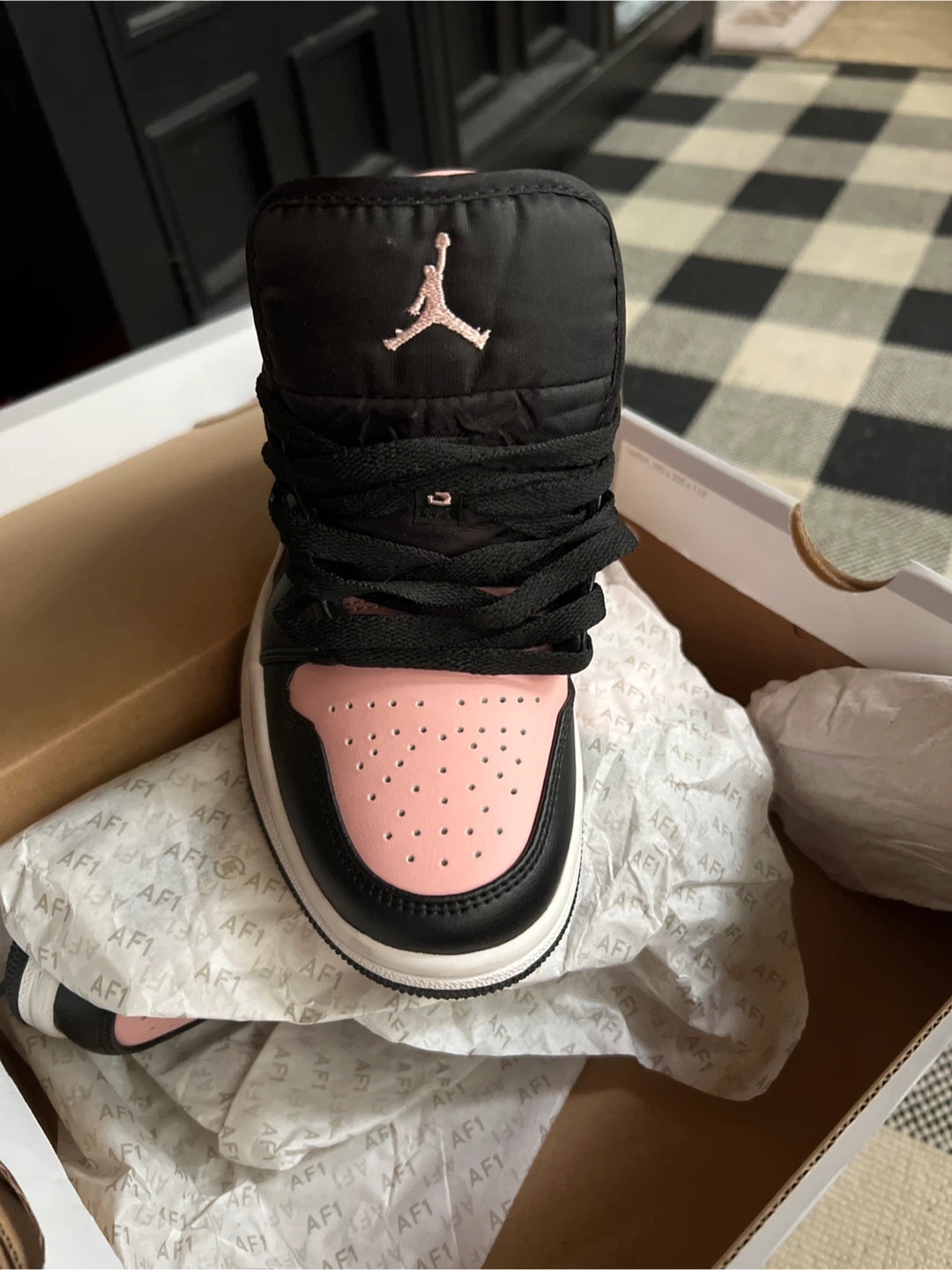 Air Jordan 1 Pink Black Youth Sneakers - photo 3