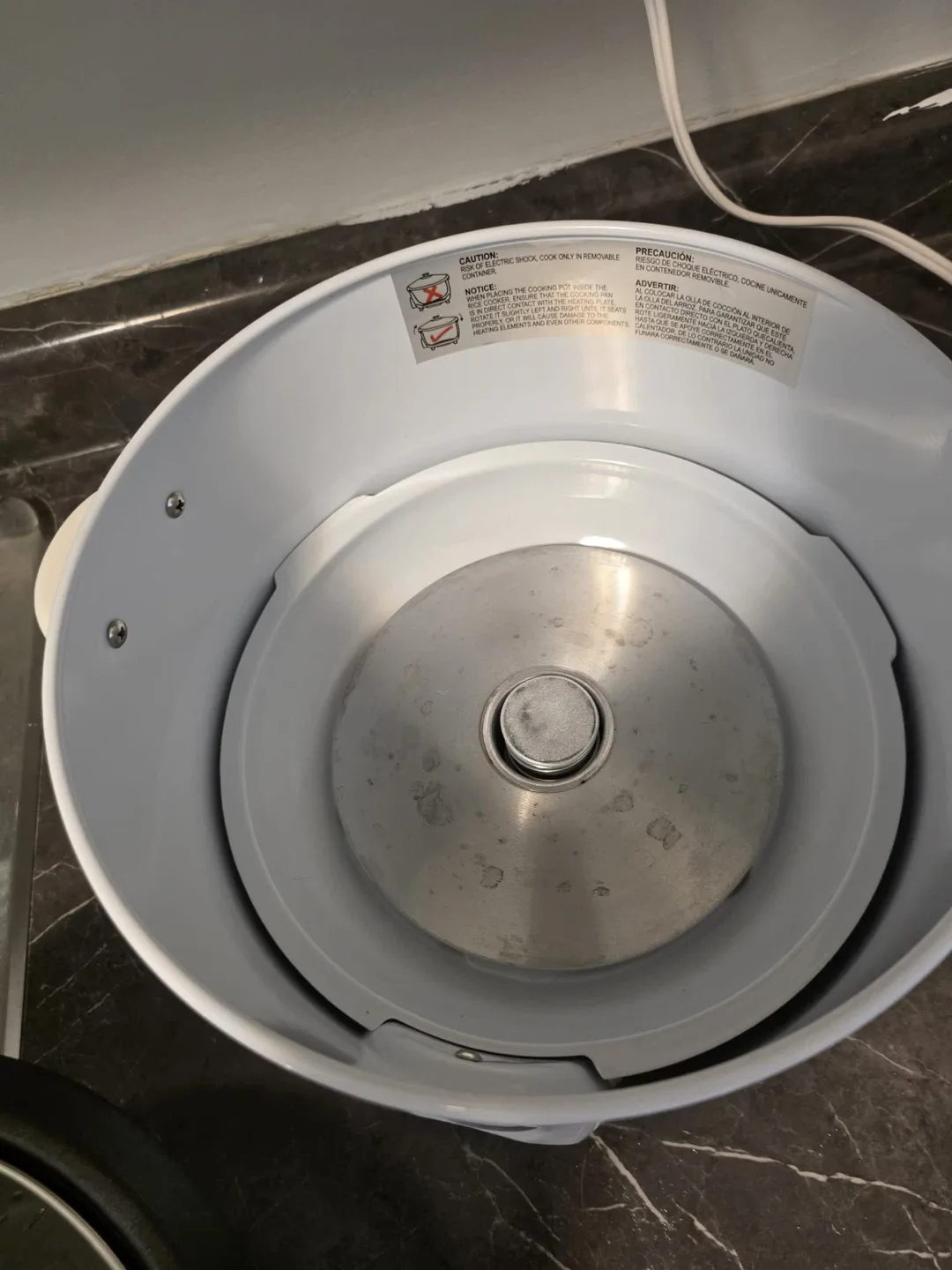 Hamilton Beach Large White Rice Cooker - photo 4