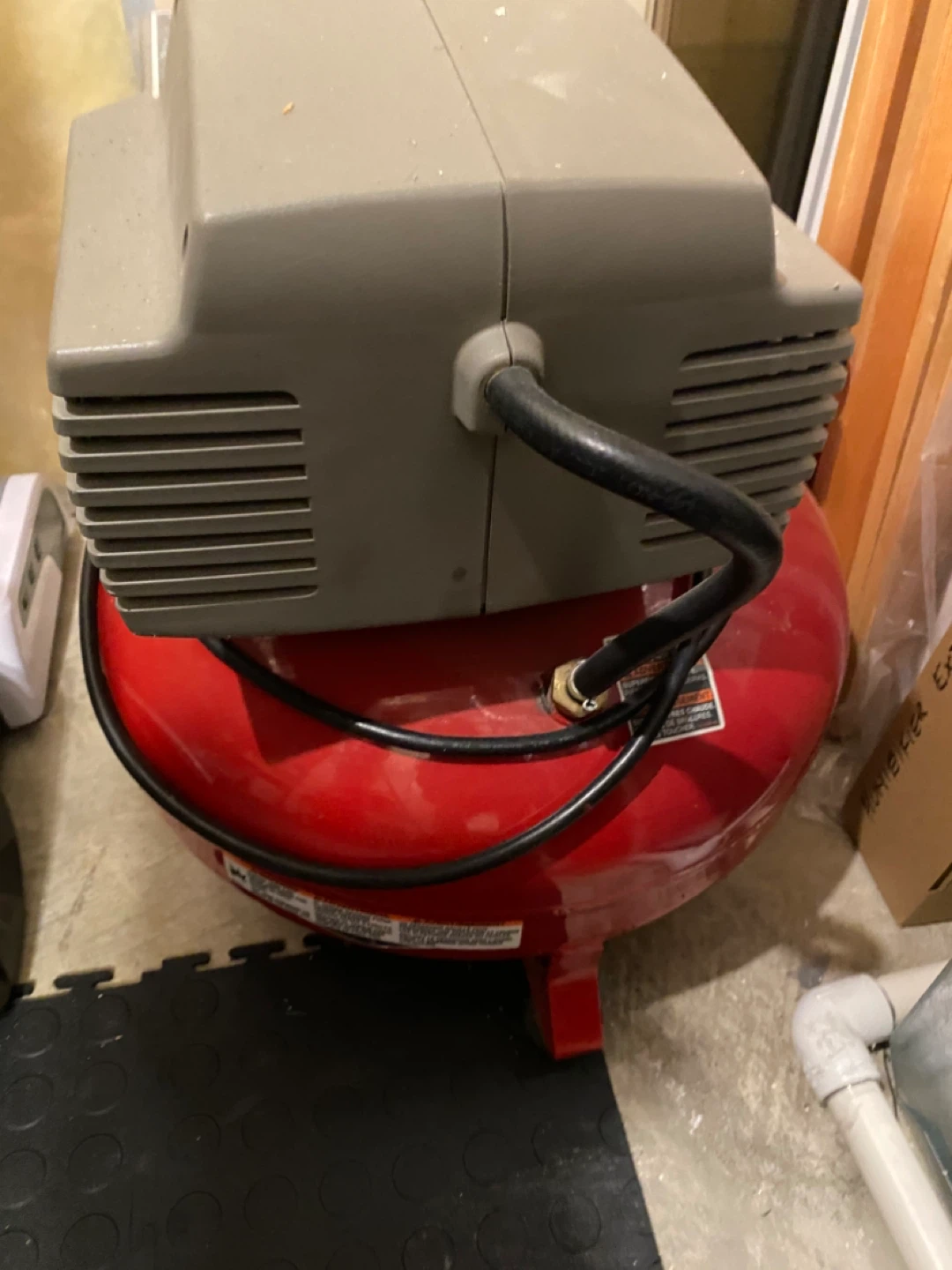 Porter-Cable 2.6 SCFM Air Compressor - photo 3