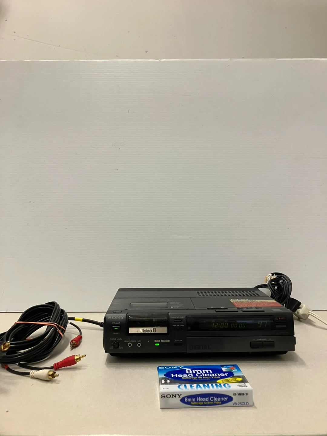Rare video 8 VCR player Sony EV-S