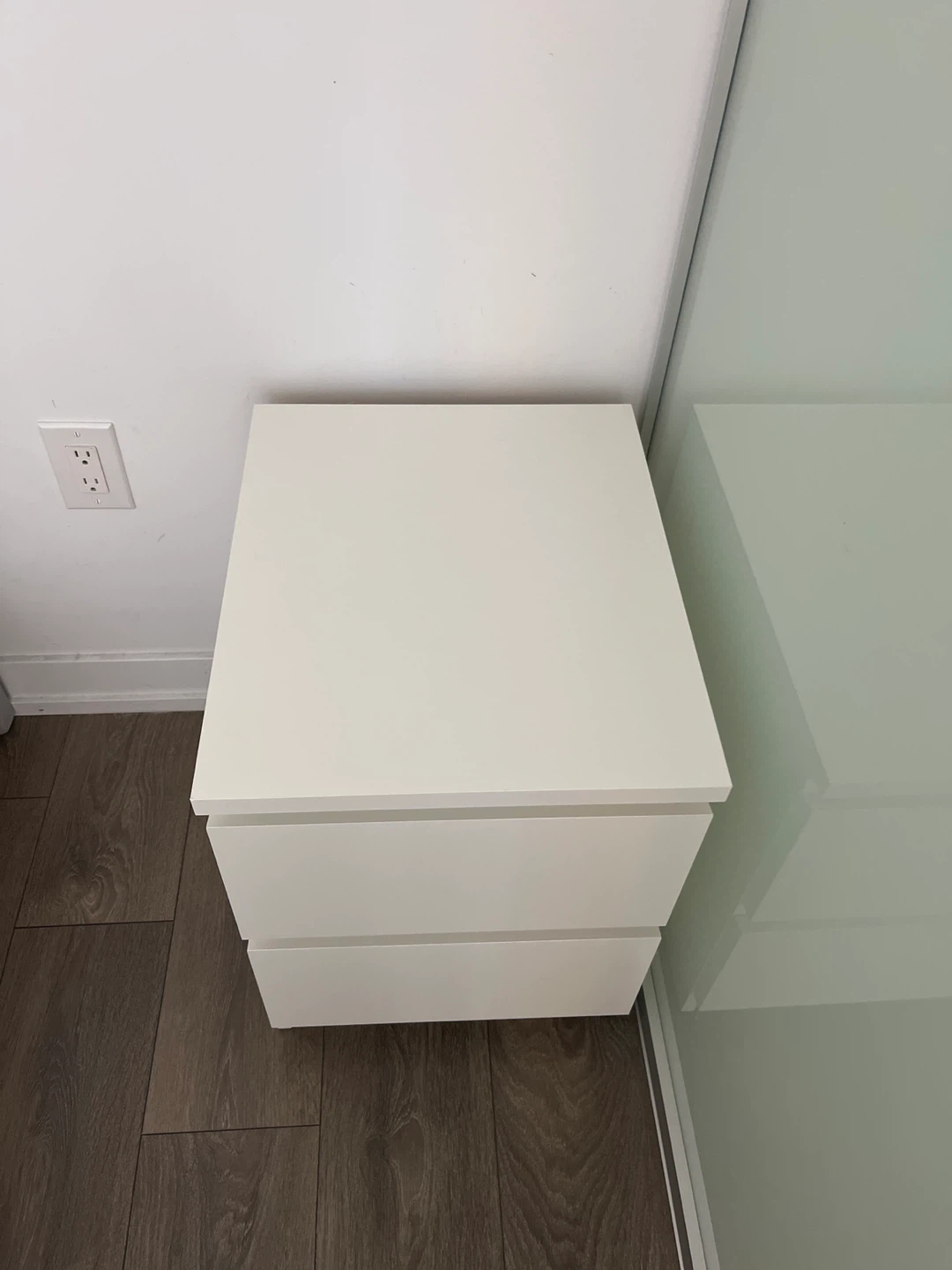 IKEA White 2-Drawer Nightstand - photo 2