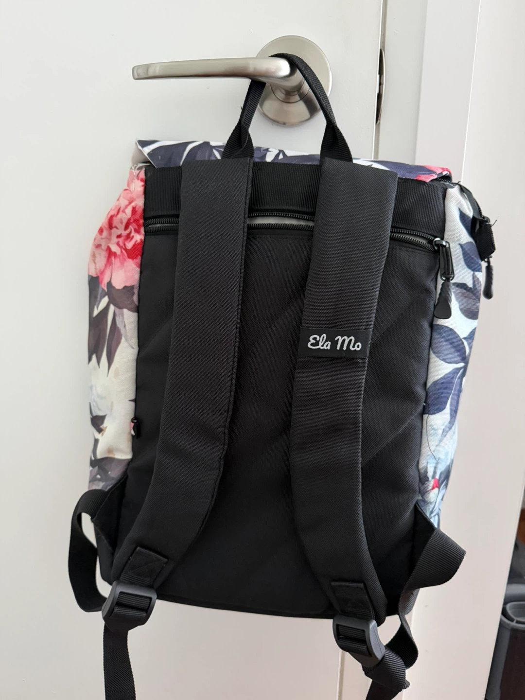 Ela Mo Floral Backpack – Excellent Condition - photo 4
