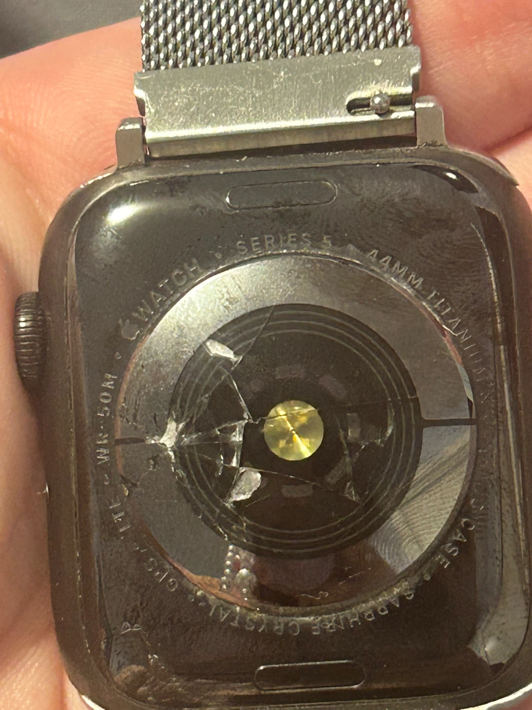 Apple Watch Series 5 GPS 44mm Titanium - photo 4