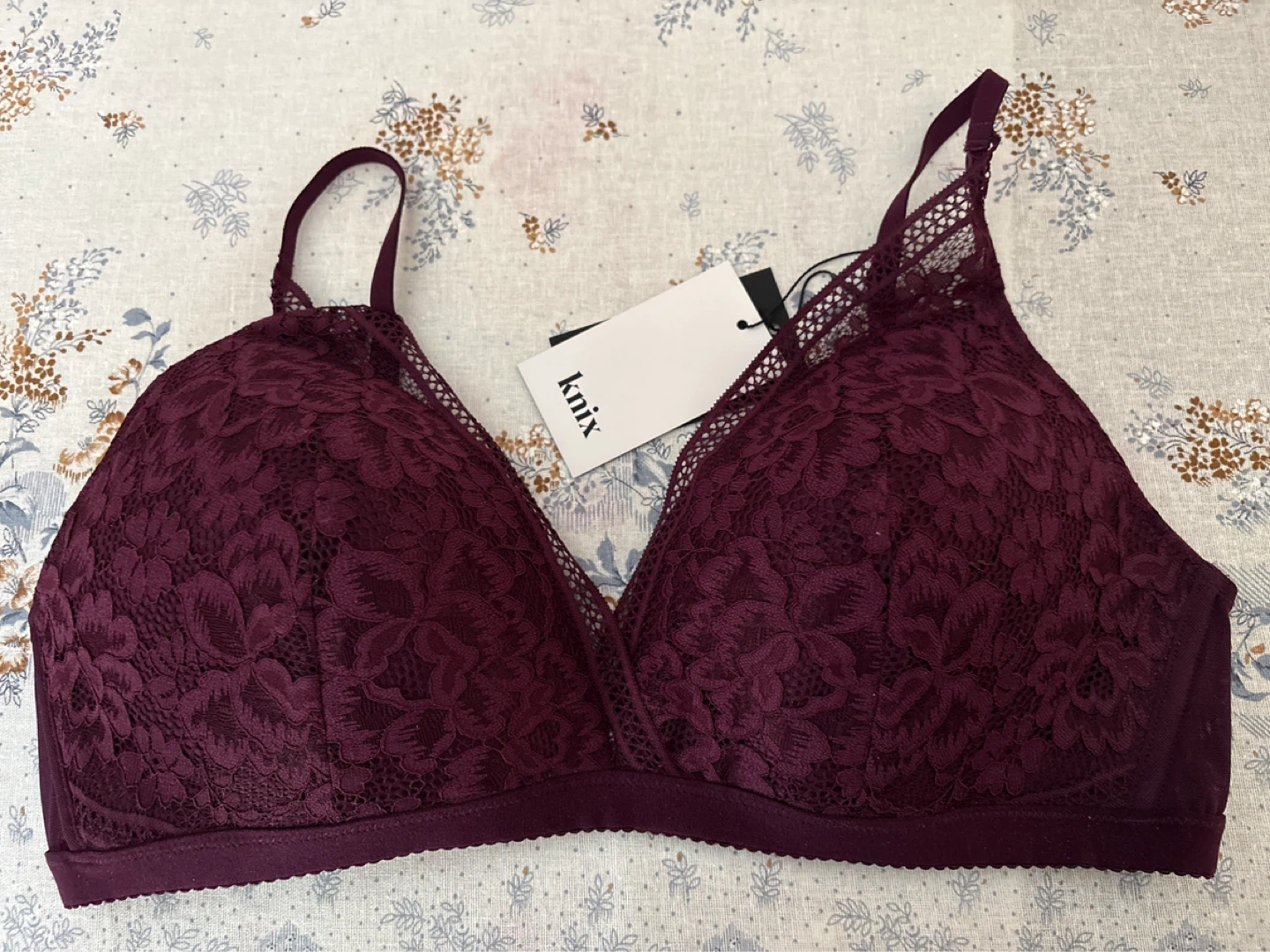 Knix Lace Bra - Burgundy