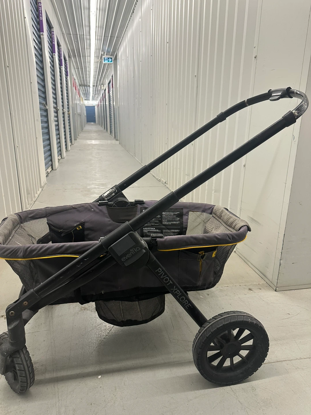 Evenflo Pivot Xplore Stroller - photo 3