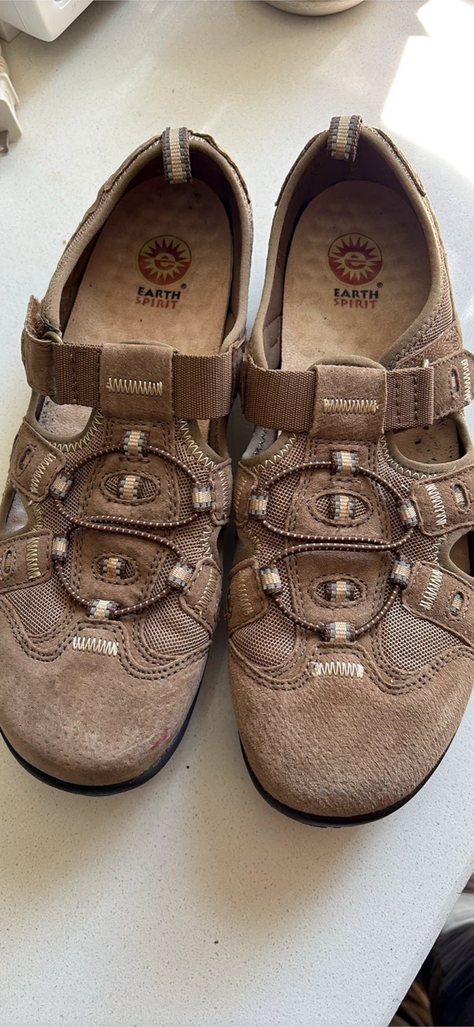 Earth Spirit Women's Brown Sandals