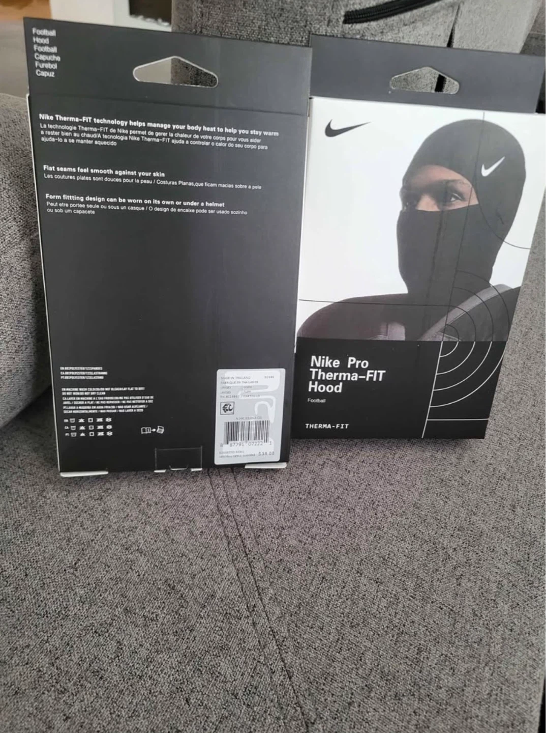 Nike Pro Therma-FIT Hood Football