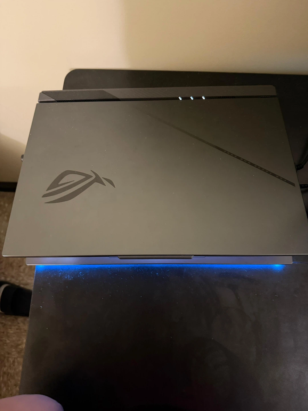 ASUS ROG Strix G16 (2025) - photo 2