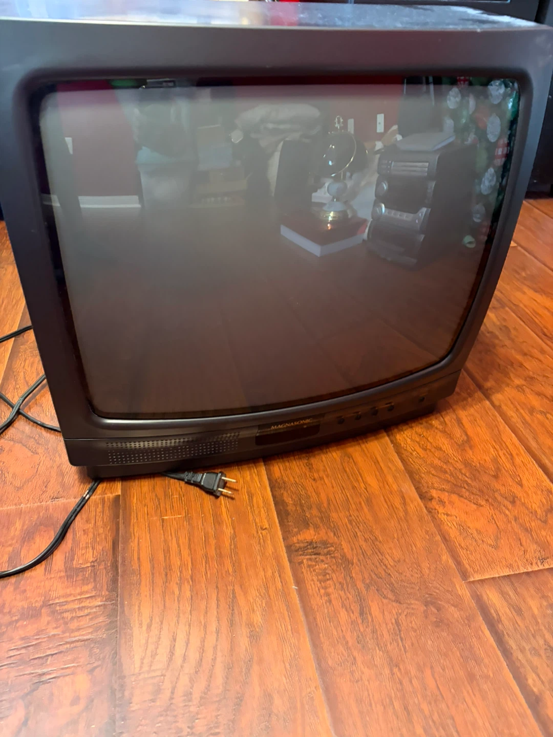 Magnovox CRT Television