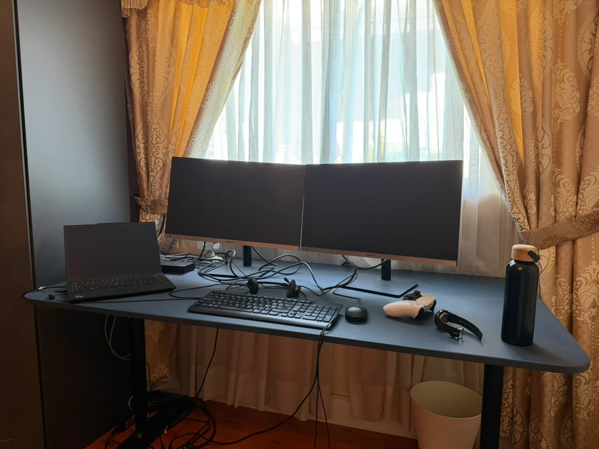 Adjustable Standing Desk - photo 3