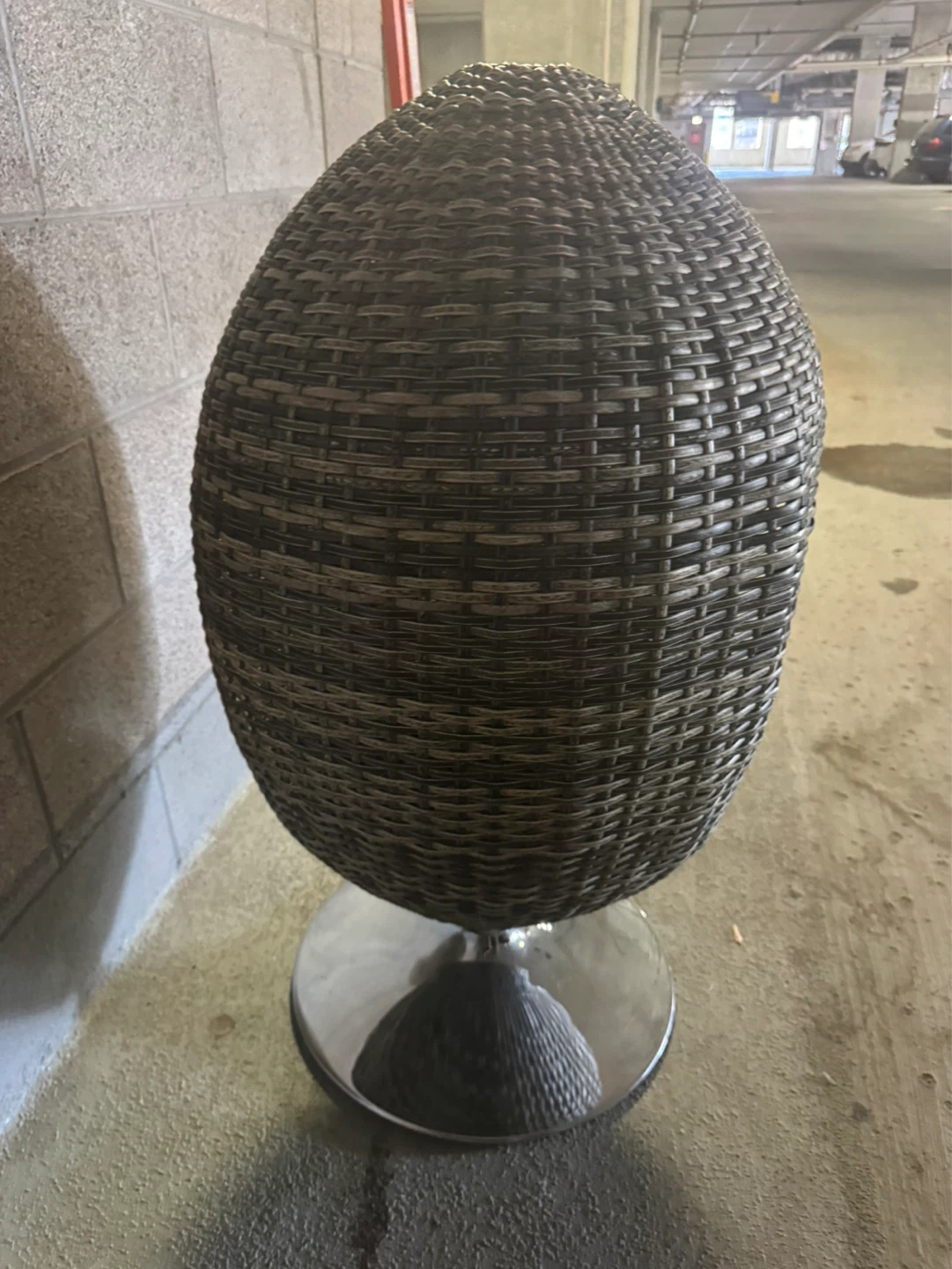 Woven Egg Shaped Pet Bed with Swivel Base - photo 3