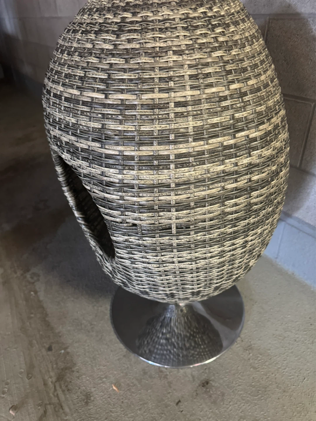 Woven Egg Shaped Pet Bed with Swivel Base - photo 4
