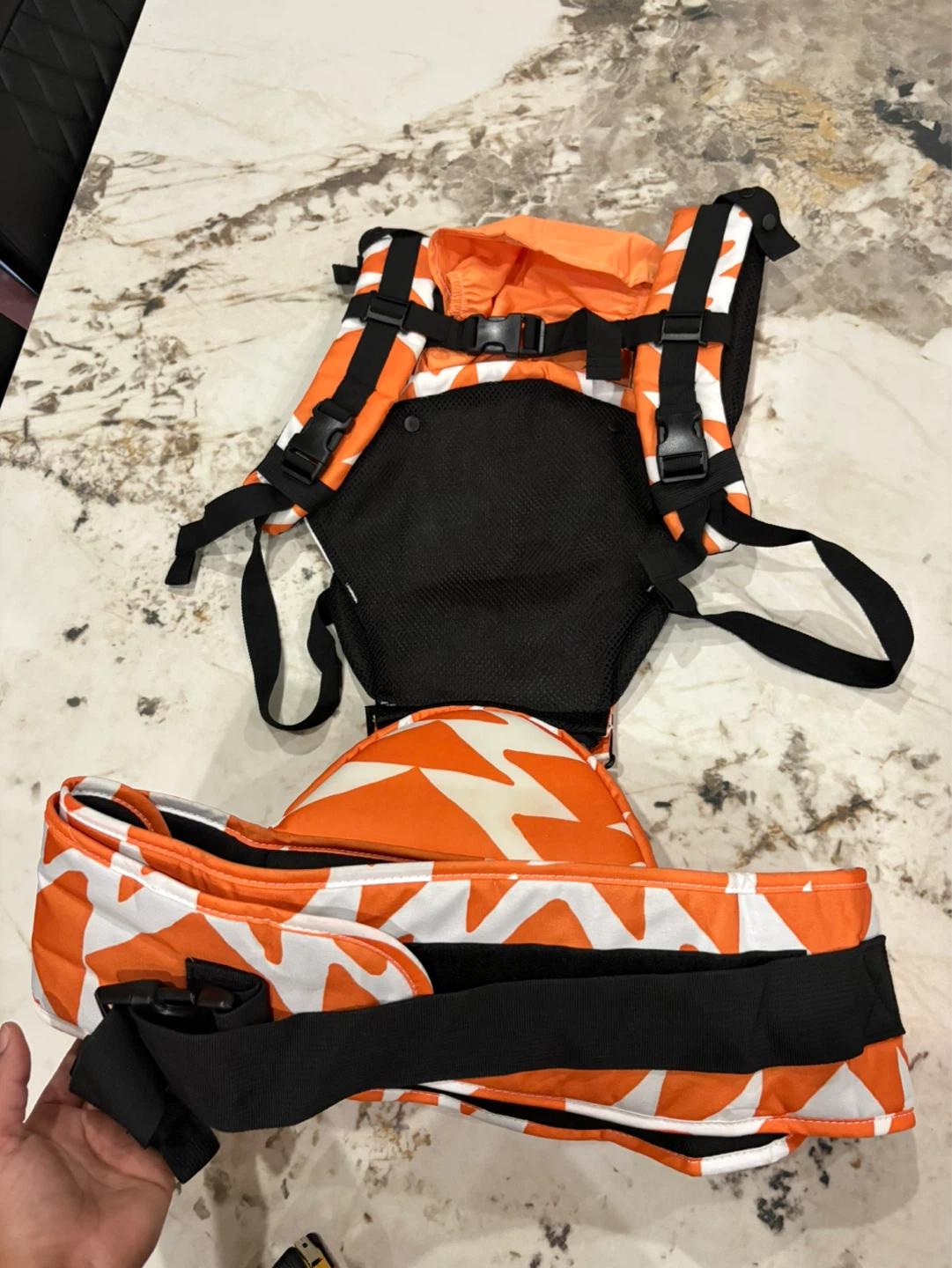 LaNova Baby Carrier - photo 2