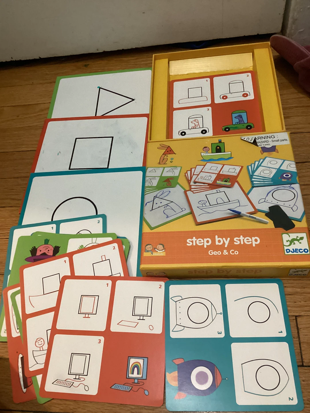 ⚽️ Djeco Step by Step Drawing Game