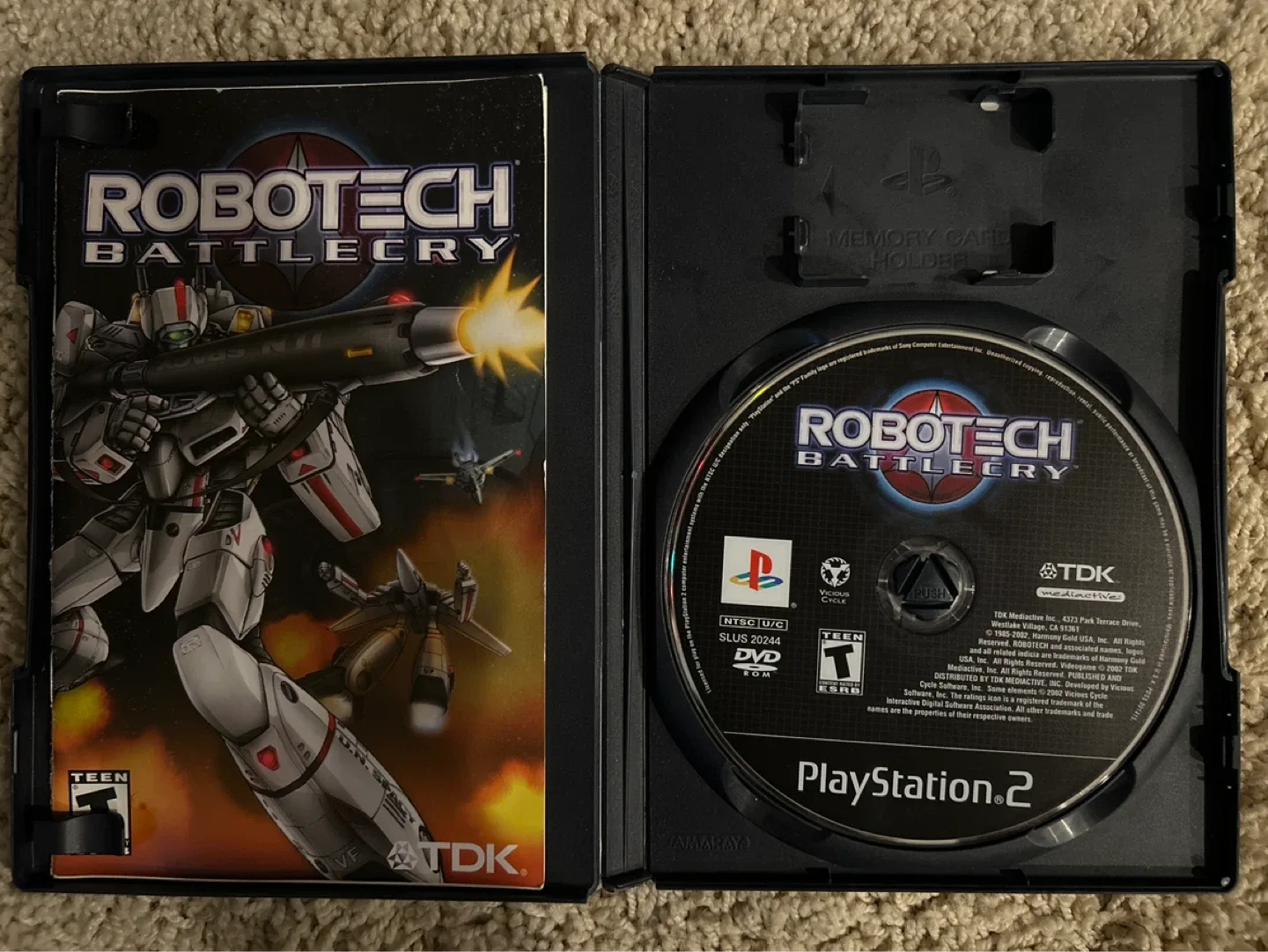 Robotech: Battlecry (PlayStation 2) - photo 2
