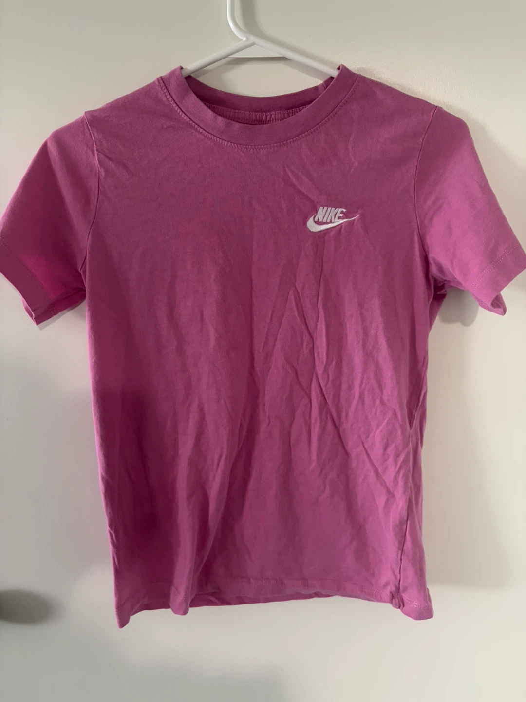 Girls Nike The Nike Tee T-Shirt Pink