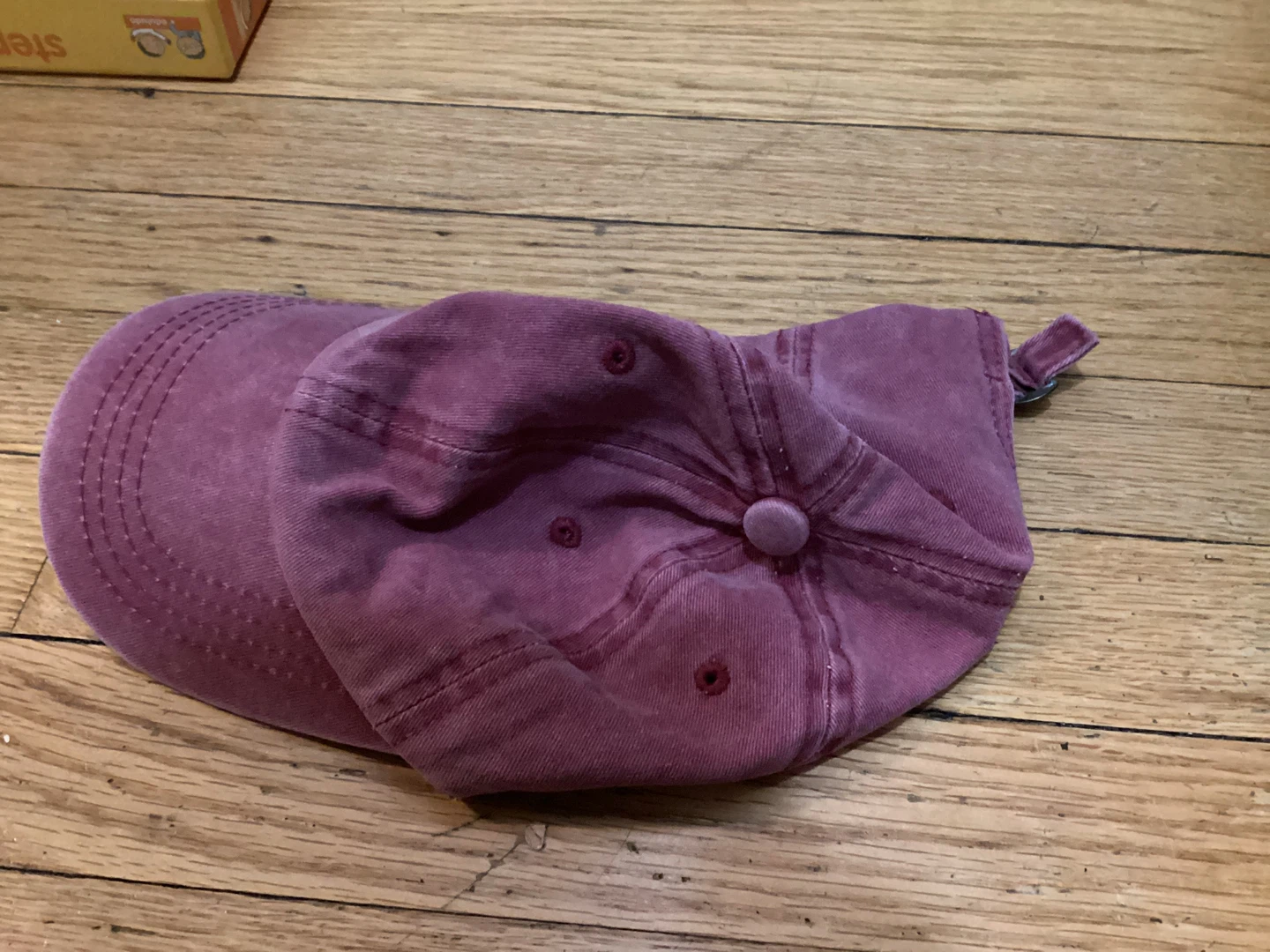 ⚽️ Maroon Baseball Cap small kid