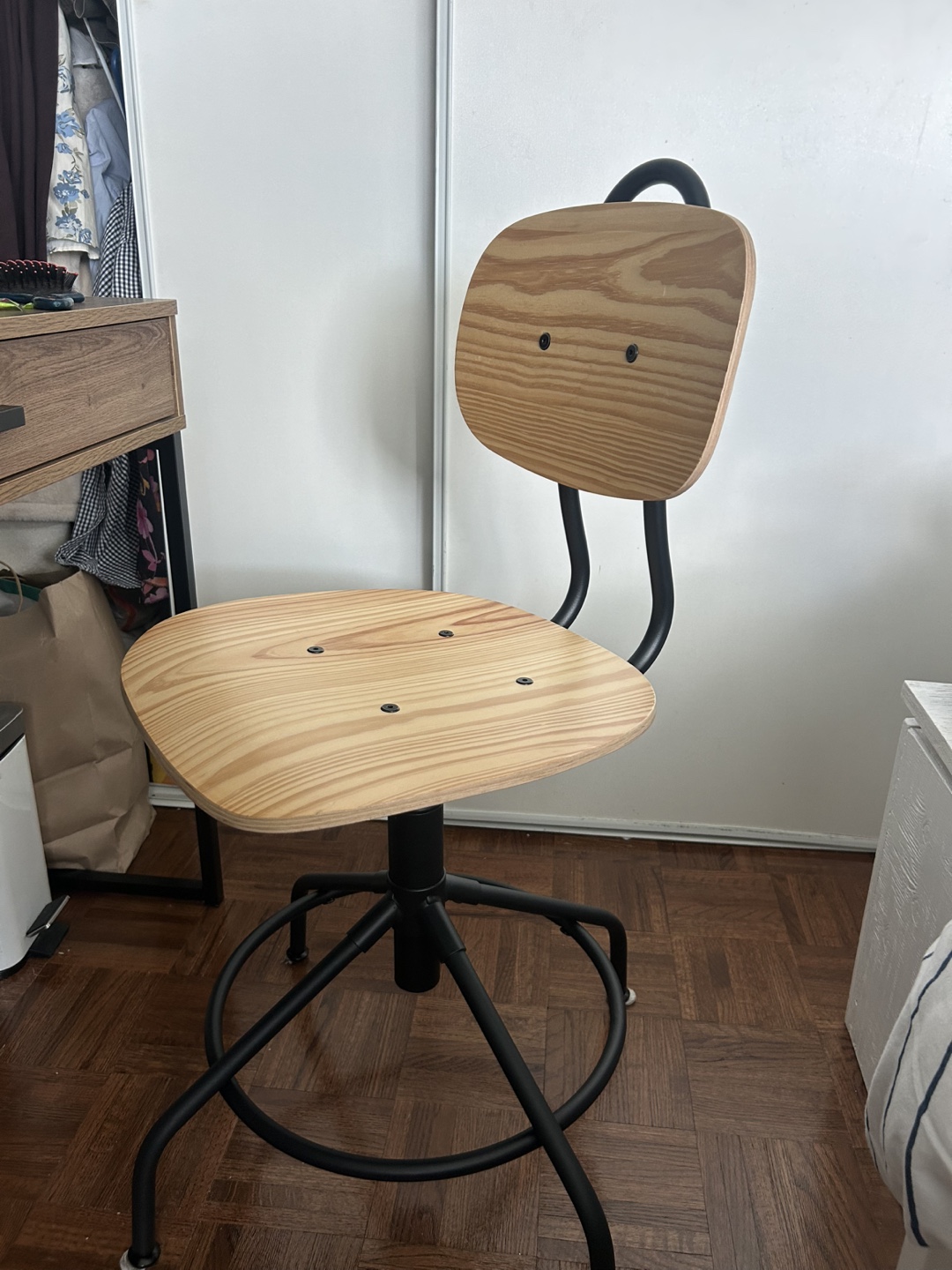 IKEA KULLABERG Swivel Chair