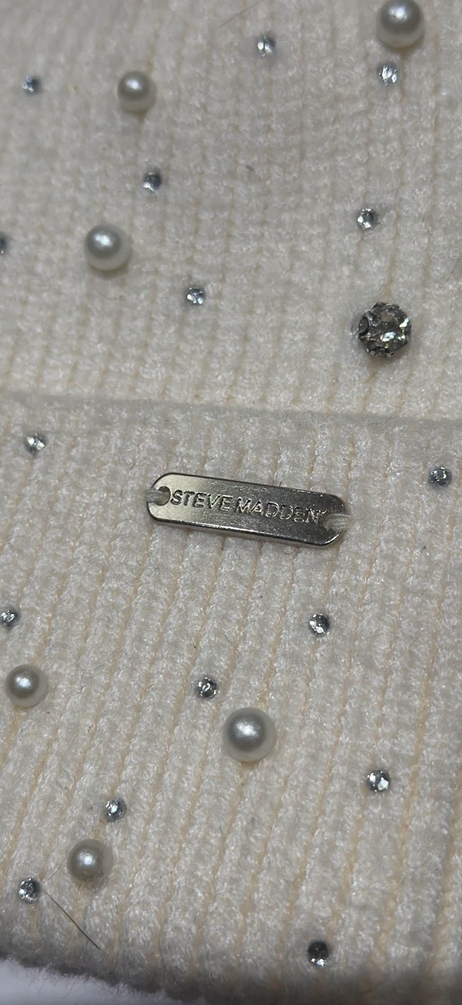 Steve Madden Beanie with Pearls and Rhinestones - photo 2