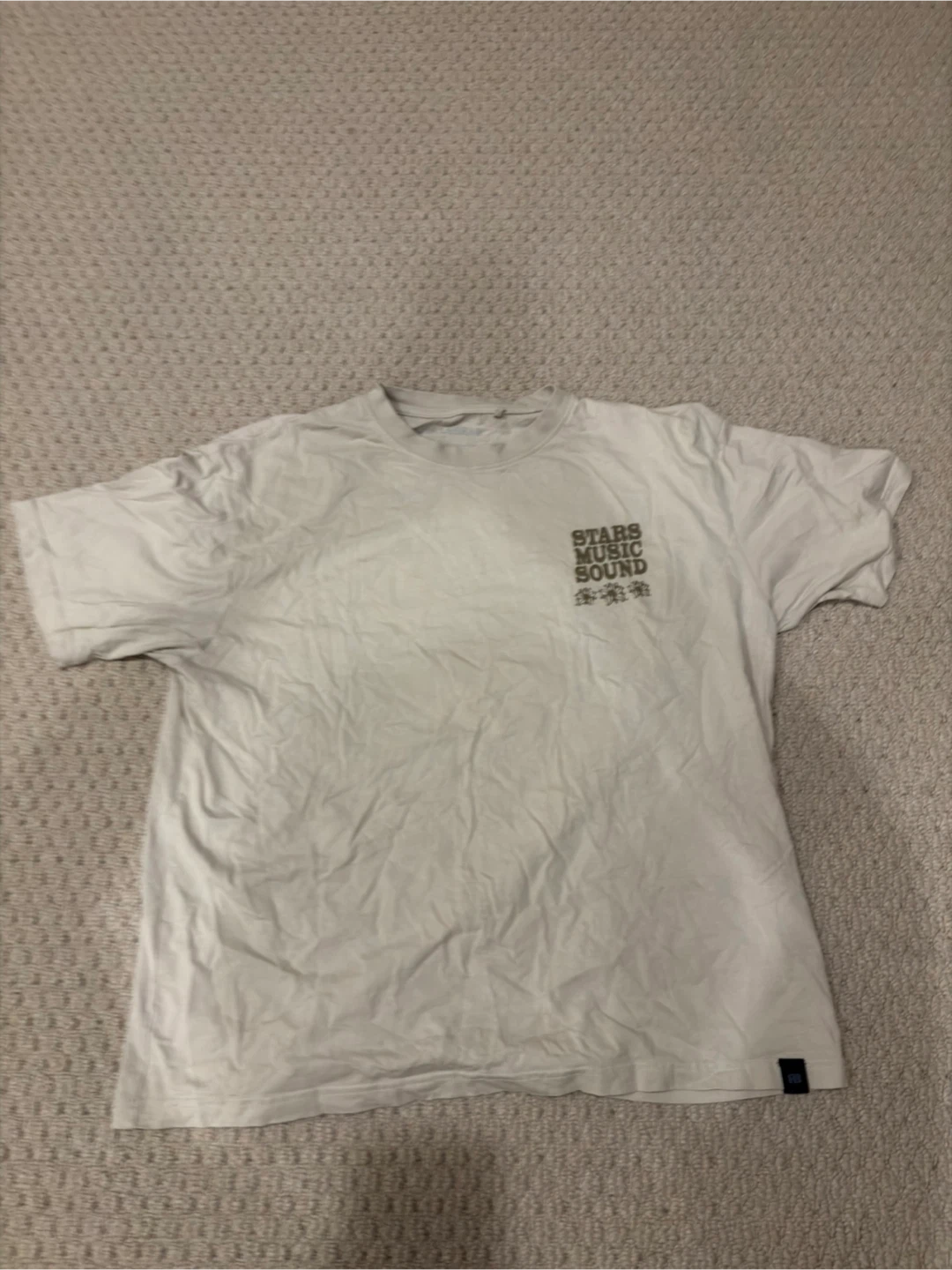 Pull & Bear Graphic T-Shirt size L