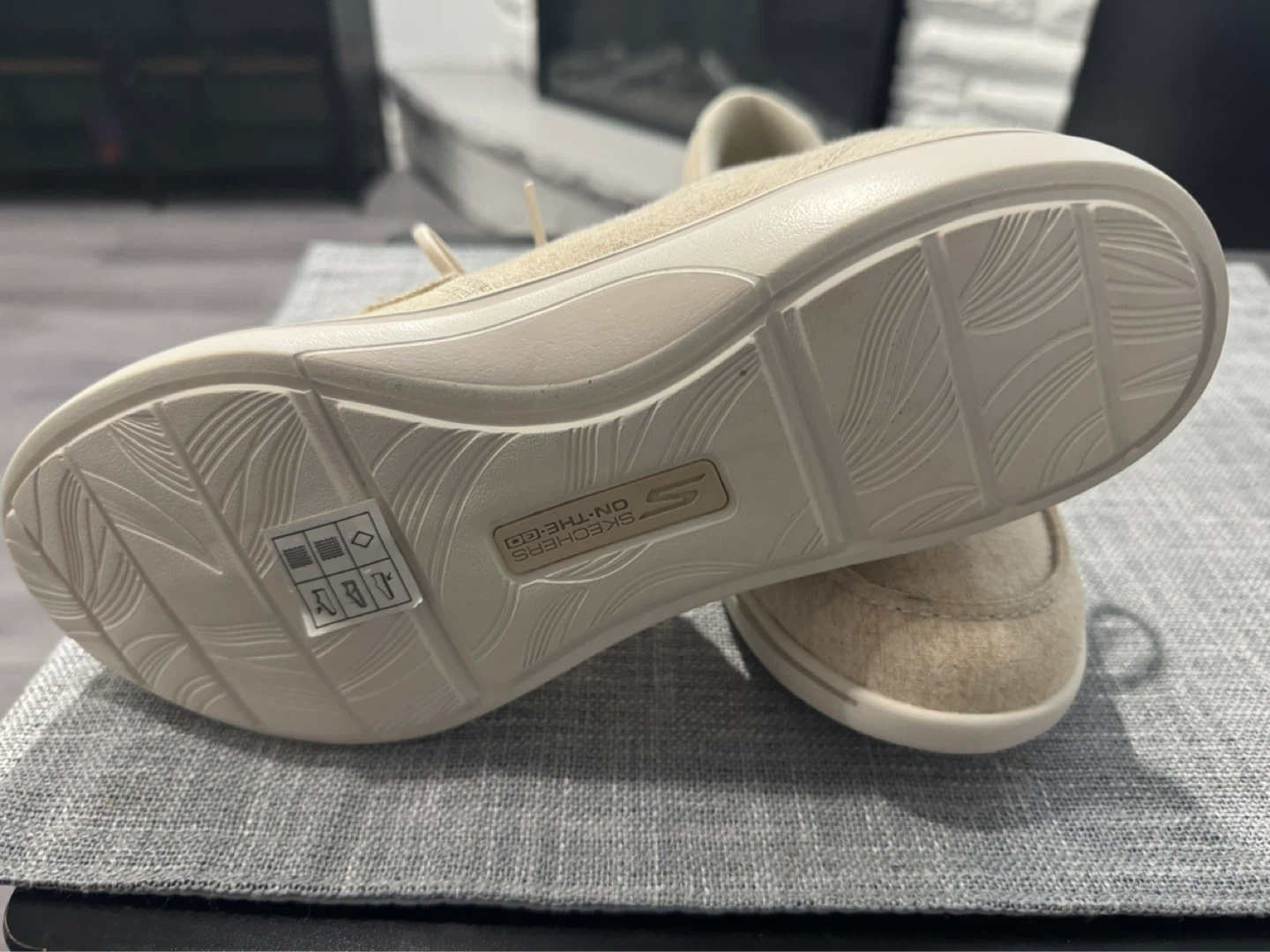 Skechers Air-Cooled Arch Fit Casual Shoes - photo 5