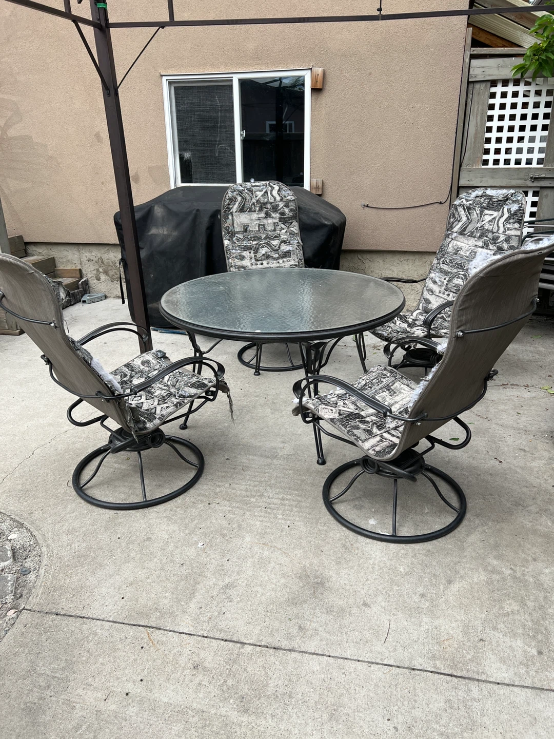 Patio Table and Chairs Set
