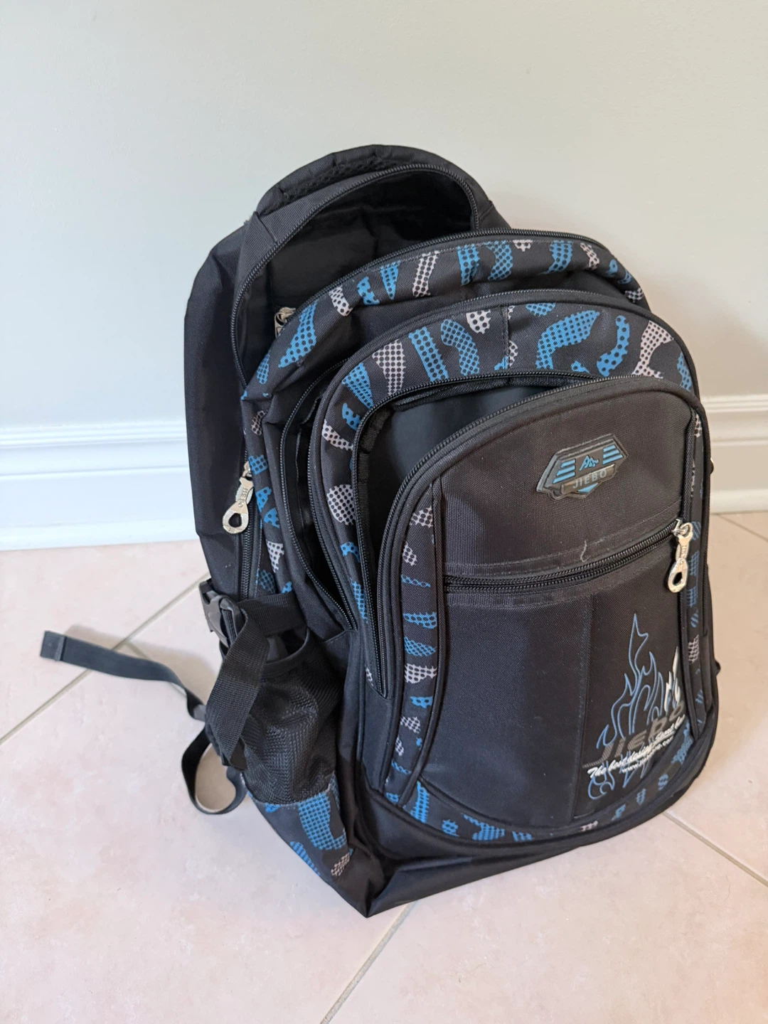School Backpack with Lunch Bag & Pencil Case - photo 2