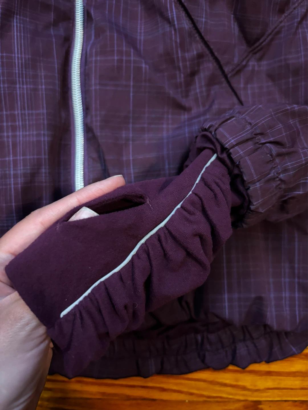 Lululemon Run Hustle Jacket - Size 2 - photo 2