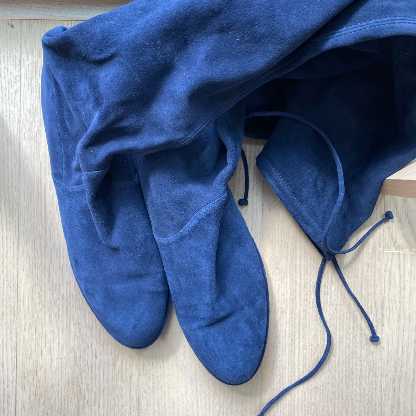 Stuart Weitzman Navy Suede Over-the-Knee Boots Size 41 - photo 3