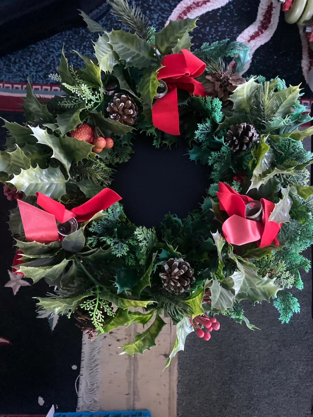 Christmas Wreath ⚽️ with Pinecones and Red Bows