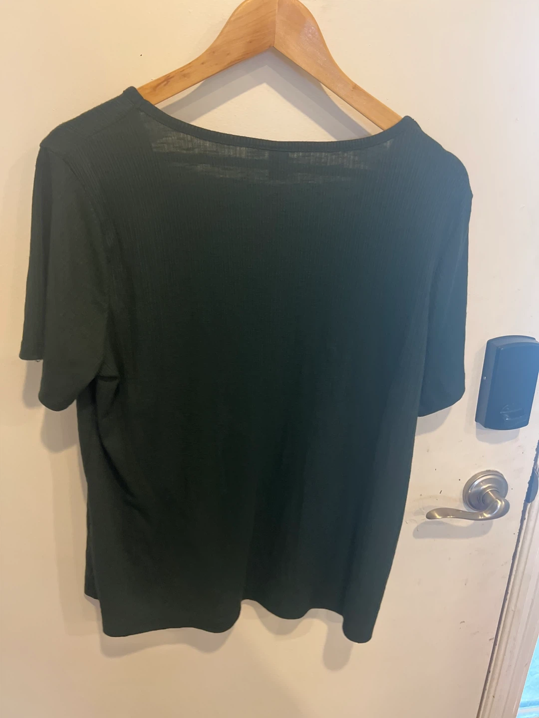 Old Navy Luxe V-Neck T-Shirt - Dark Green - Size L - photo 2