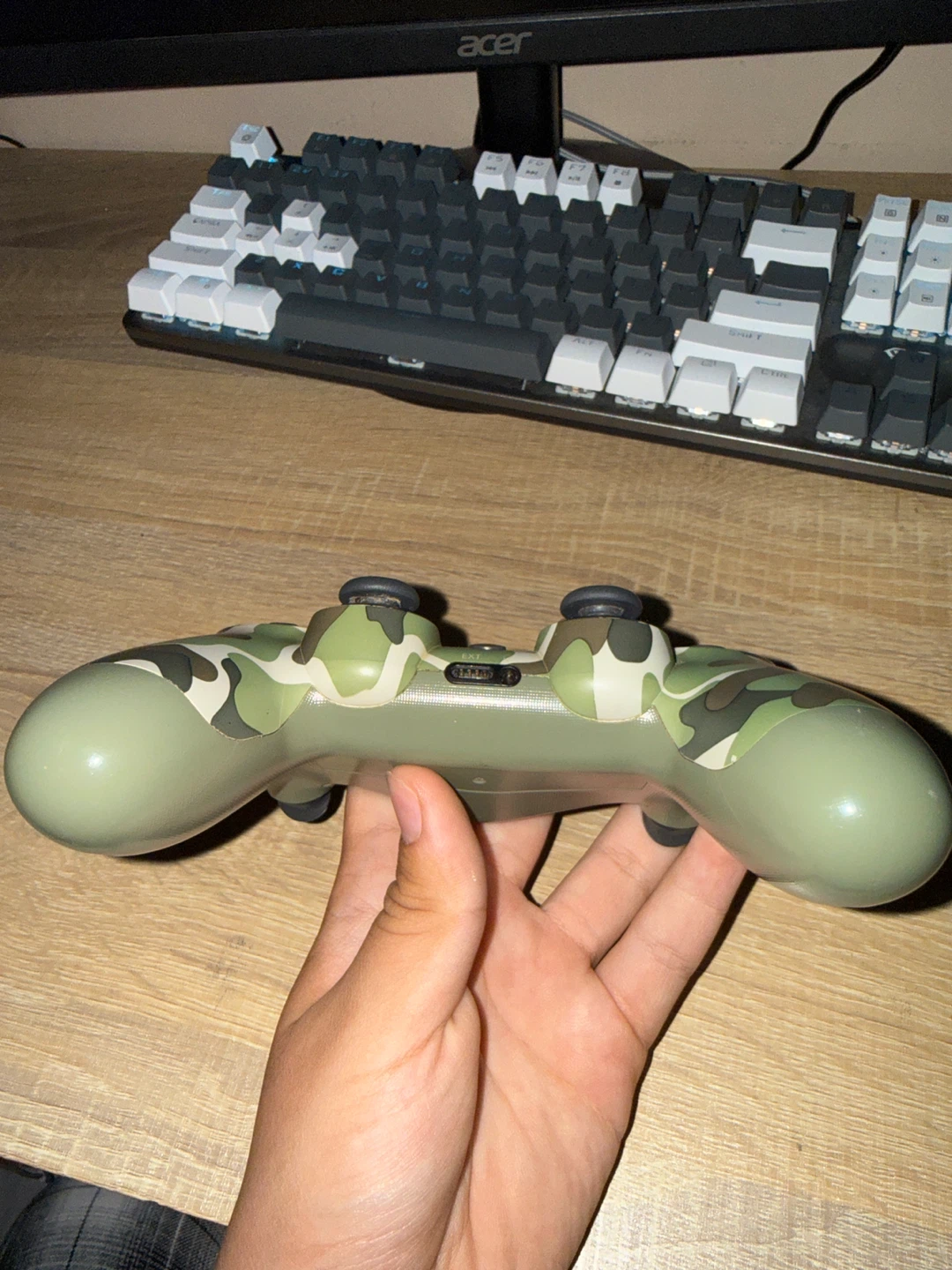 Sony DualShock 4 Controller - Camo Green - photo 3