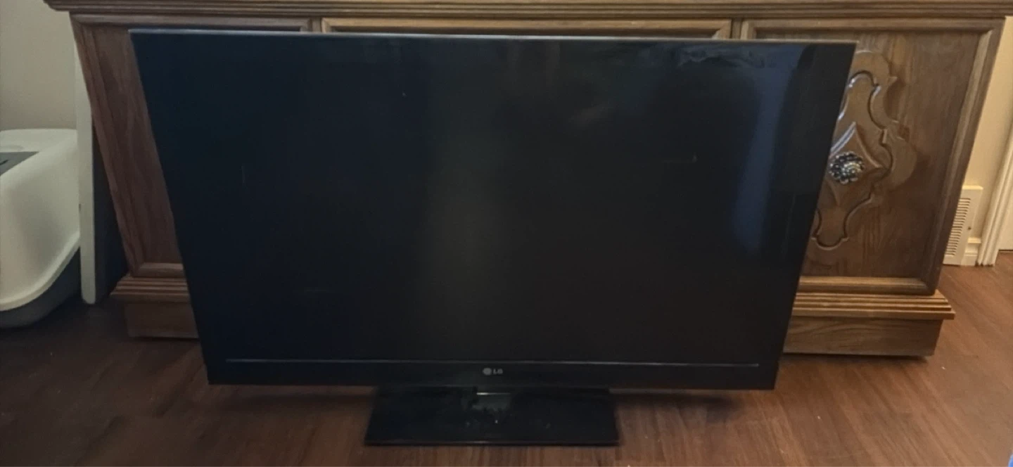 LG Flat Screen TV 50"