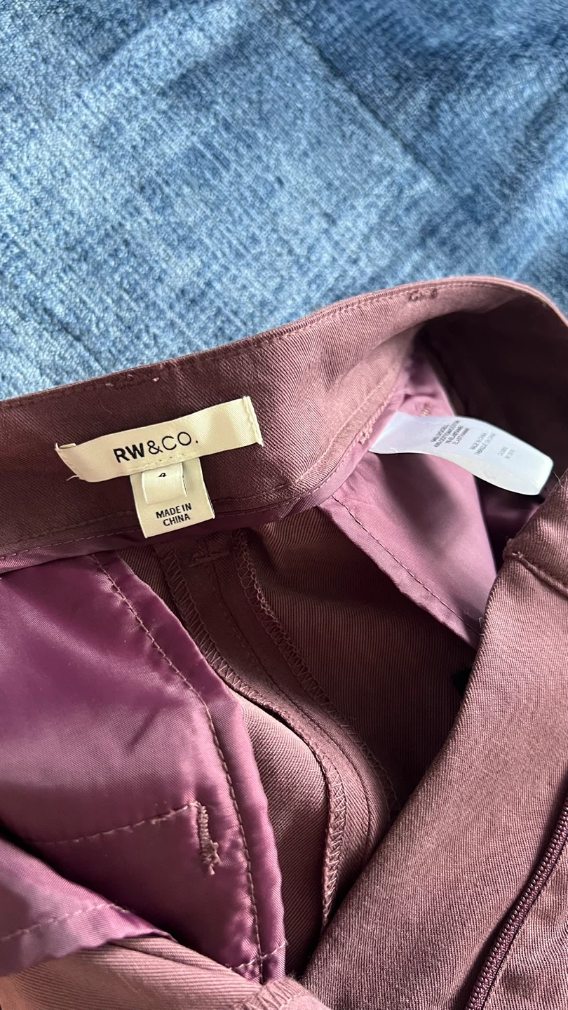 RW & CO. Maroon Dress Pants Size 4 - photo 3