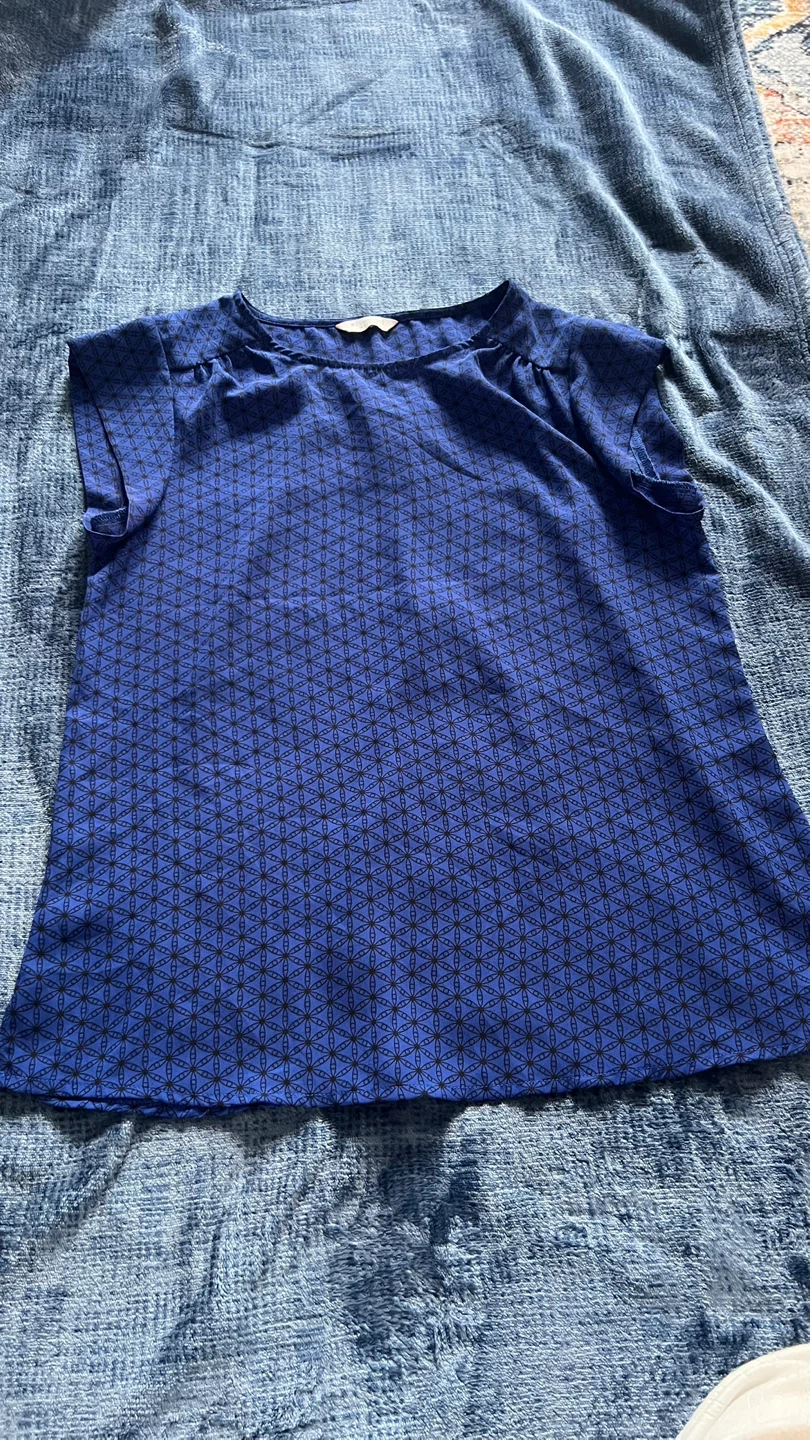 Reitmans R Essentials Blue Blouse