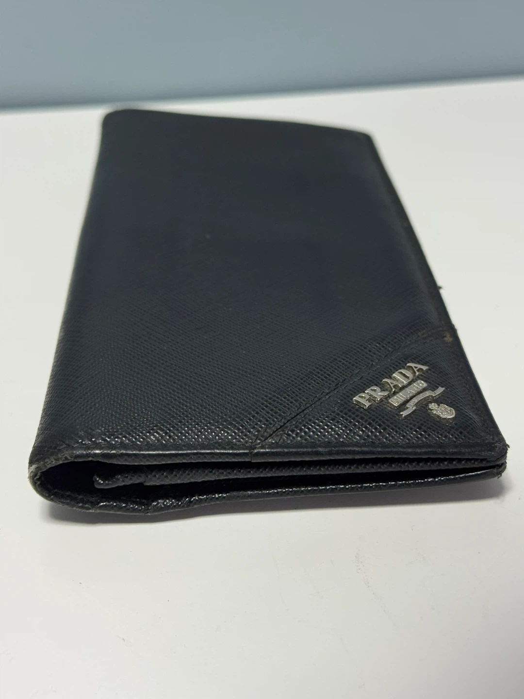 Prada Black Leather Bi-fold Wallet - photo 3