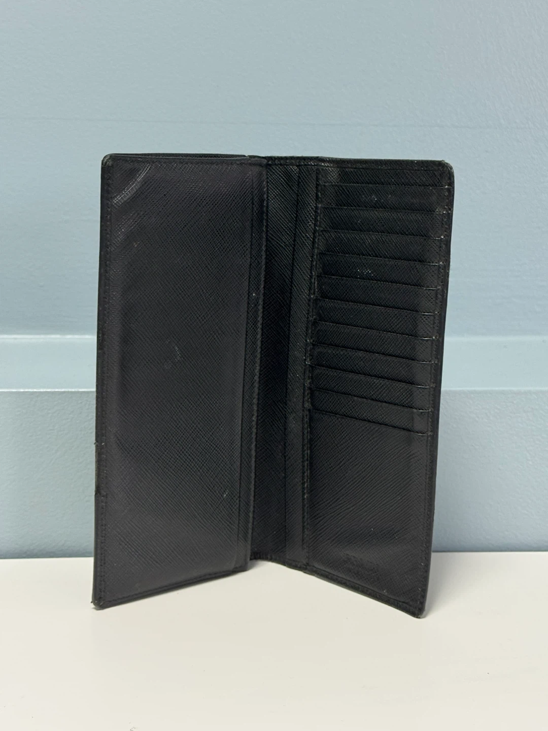 Prada Black Leather Bi-fold Wallet - photo 5