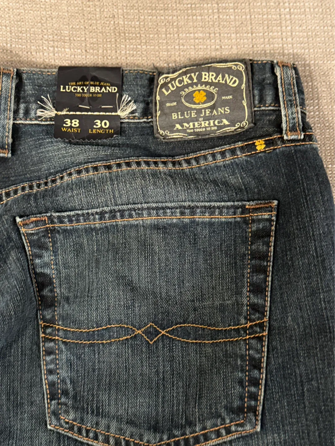 Lucky Brand "The Art of Blue Jeans" Men's Jeans 38x30 - photo 3